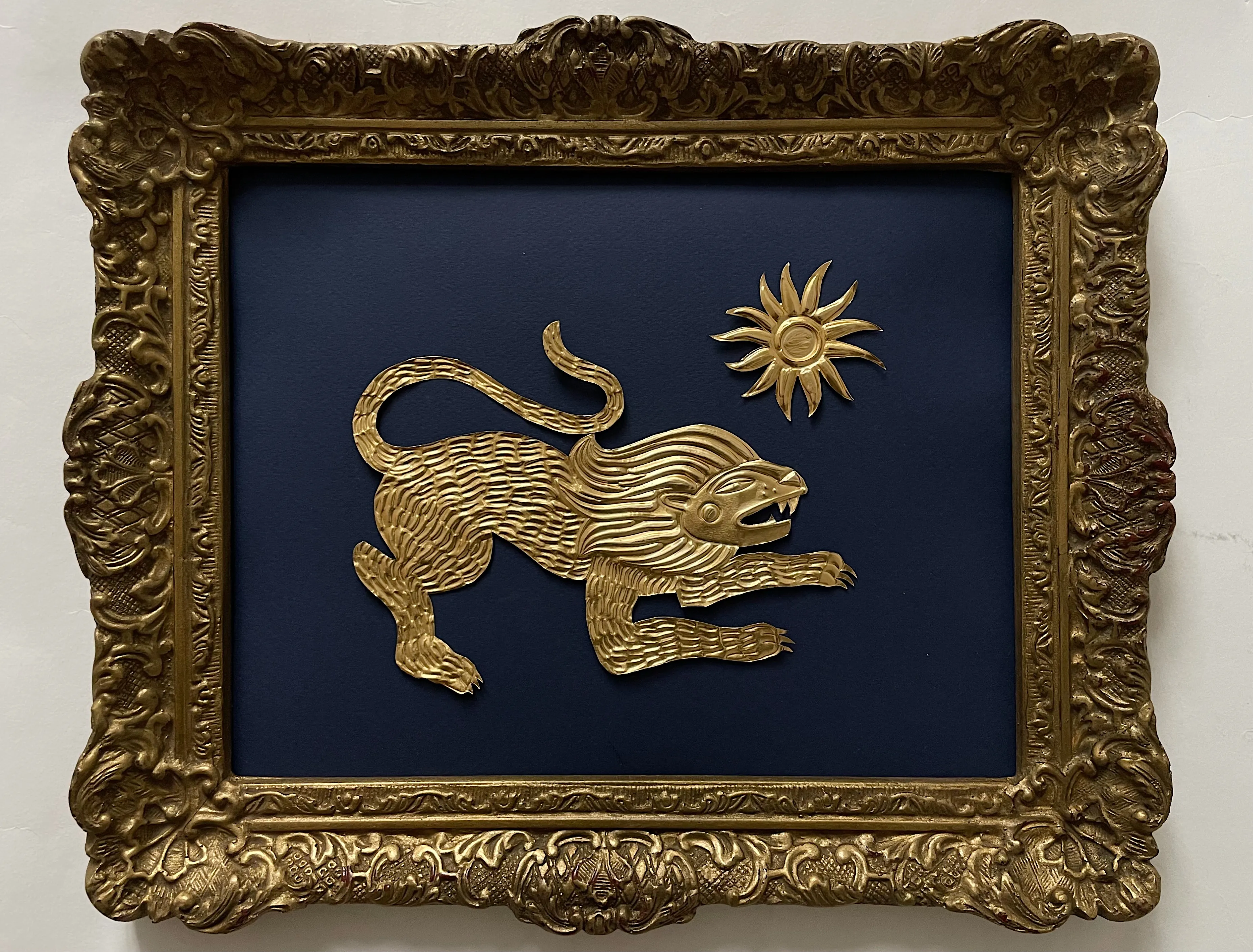 Зображення "lion" від Olena Tolokonina, розмір: 21x29cm, матеріали: foil on paper, медіум: artworks, ціна: €90 Фото 3 з 3.